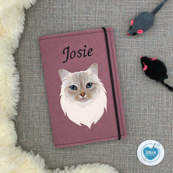 Designbeispiel der Impfpasshülle rosenholz für die Katze Heilige Birma lilac tabby